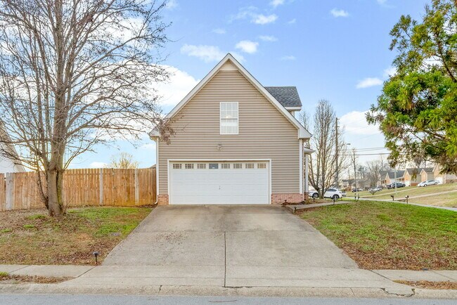 Building Photo - 1700 Cedar Springs Cir