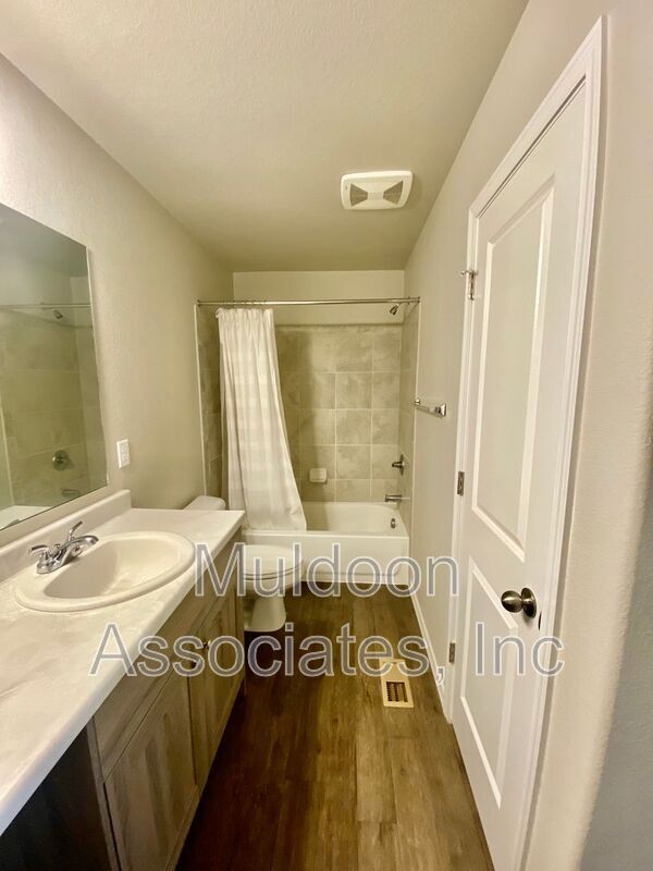 Building Photo - 8274 Talc Dr