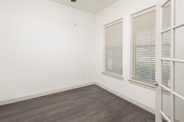 Building Photo - 6337 Saddlebrook Way