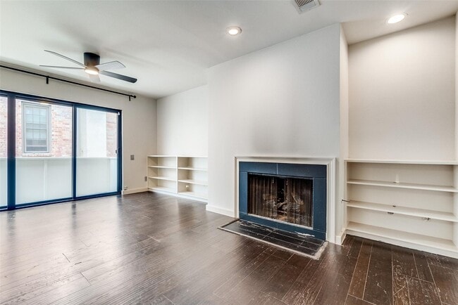 Building Photo - 3717 Prescott Ave