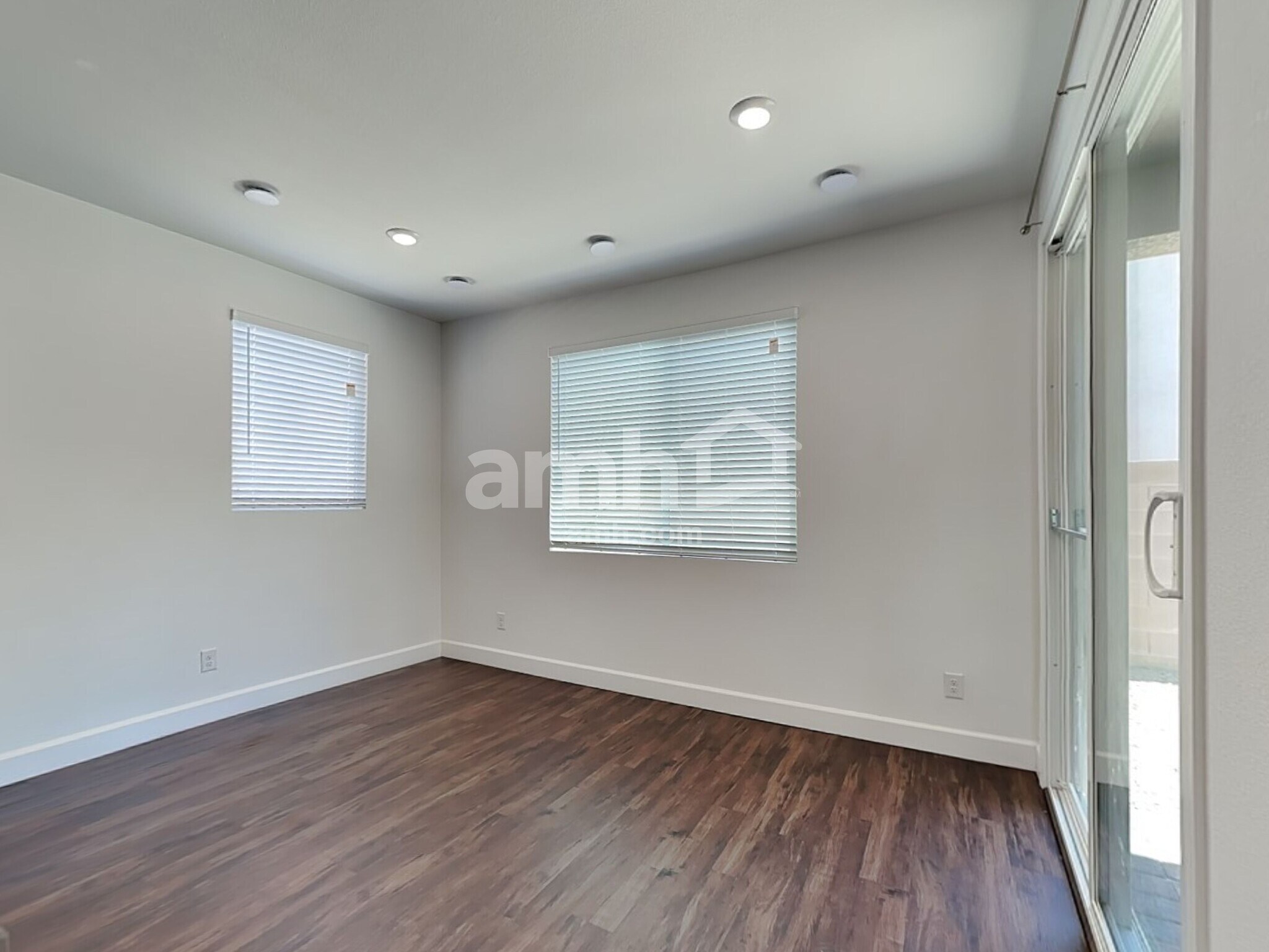 Building Photo - 10324 Beaver Tail St