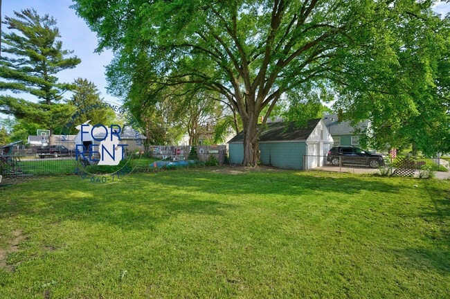 Building Photo - 2857 Stevenson St