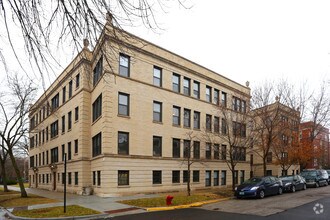 Building Photo - The Villages of Eastlake #1310