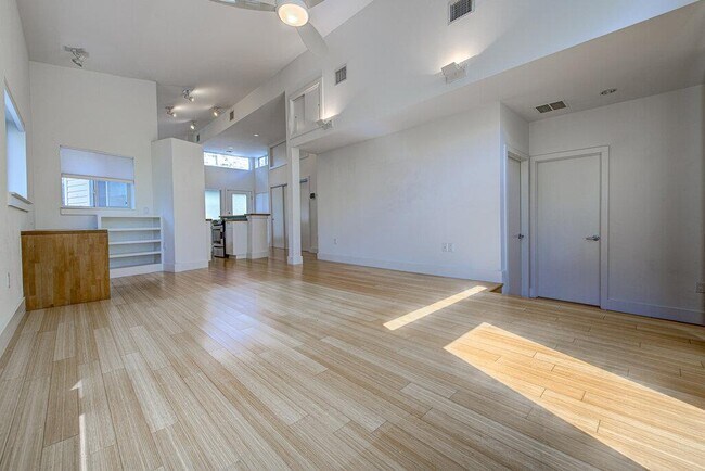 Building Photo - 5004 Delores Ave