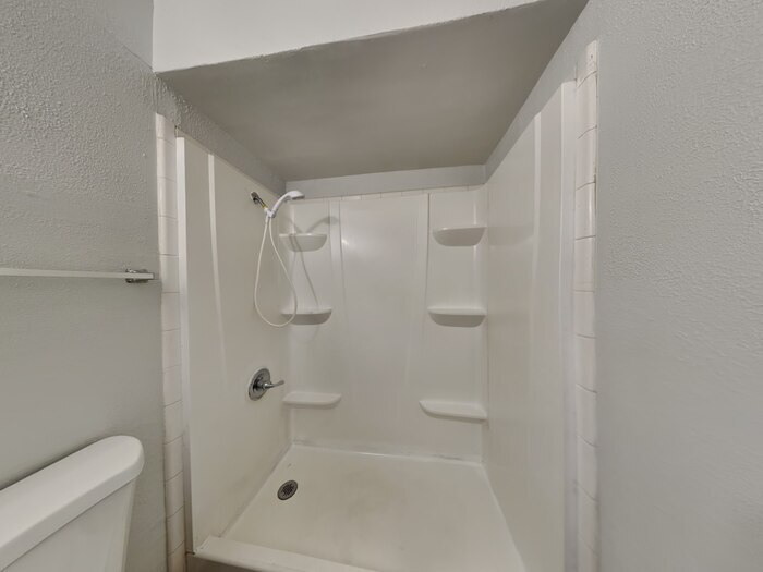 Building Photo - 1202 Neptune Dr