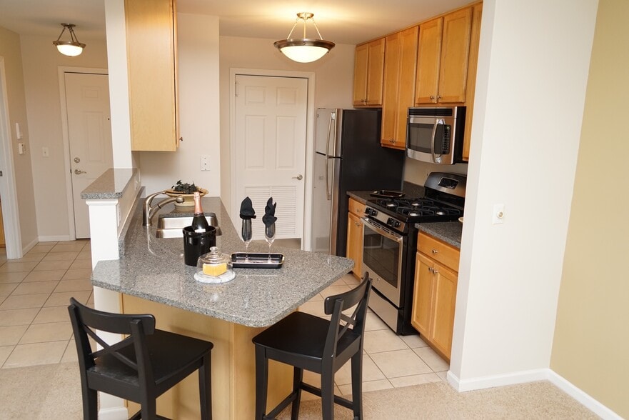 Interior Photo - Embassy Place Apartments