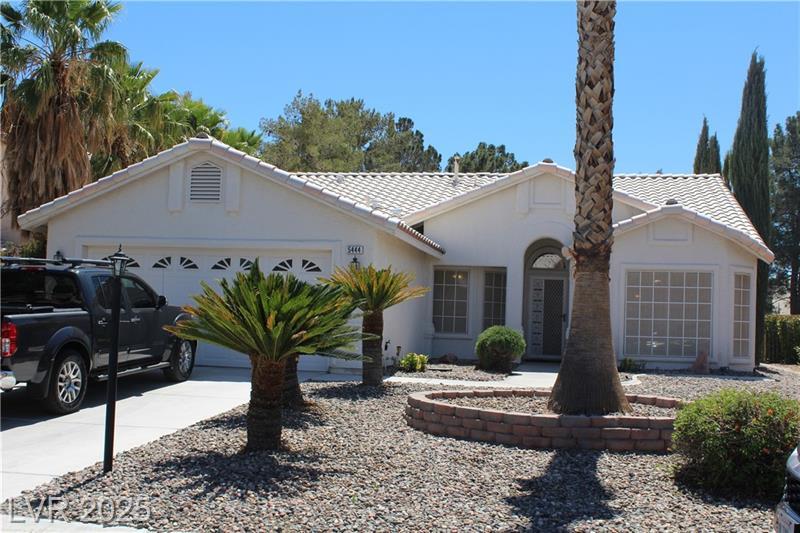 Primary Photo - 5444 Desert Paradise Dr