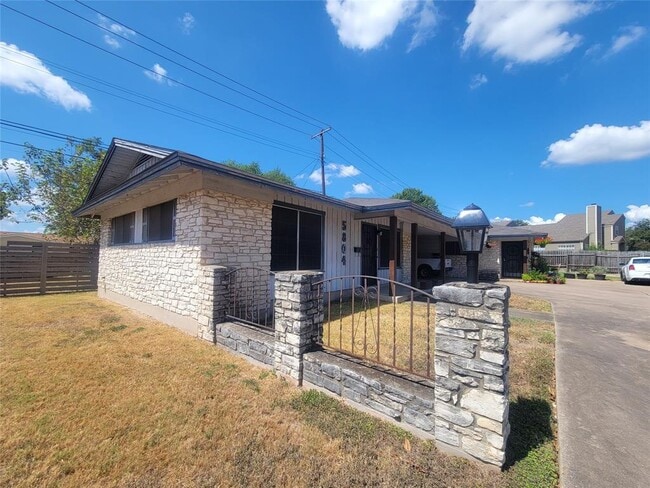 Building Photo - 5804 Nassau Dr