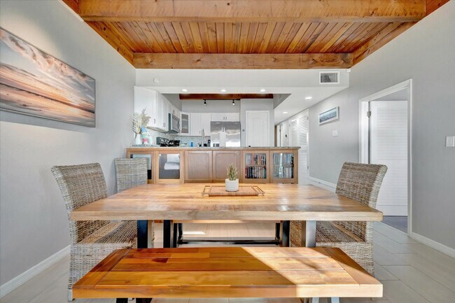 Building Photo - 19530 Gulf Blvd