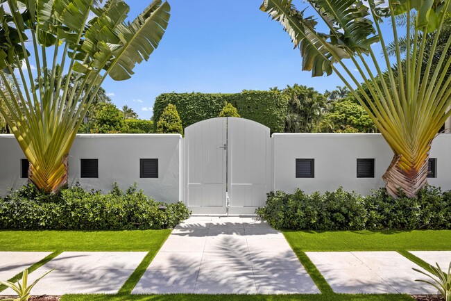 Building Photo - 734 S Ocean Blvd