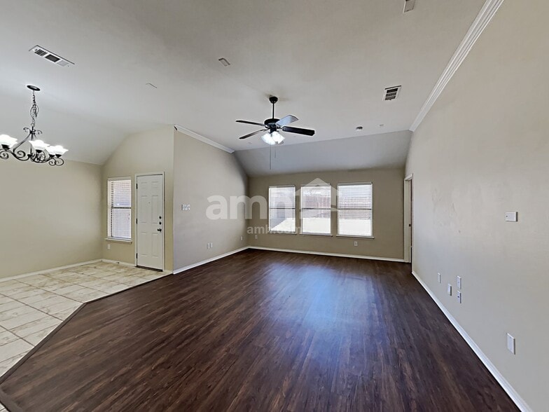 Building Photo - 803 Fireberry Dr