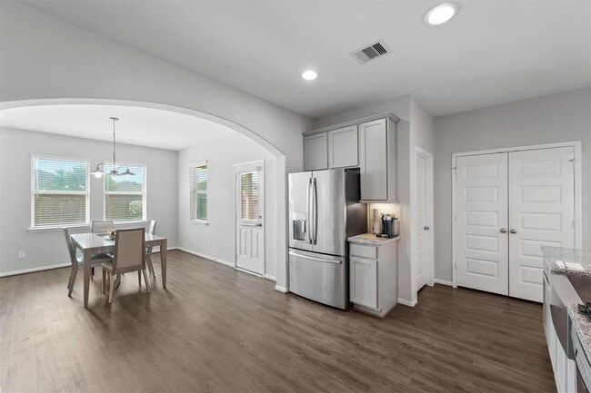 Building Photo - 15103 Dry Ridge Ct