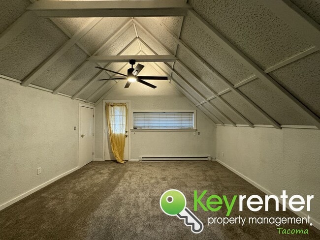 Building Photo - Captivating Multi-level 4Bed/2Bath Tacoma ...