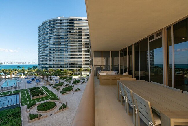 Building Photo - 9701 Collins Ave