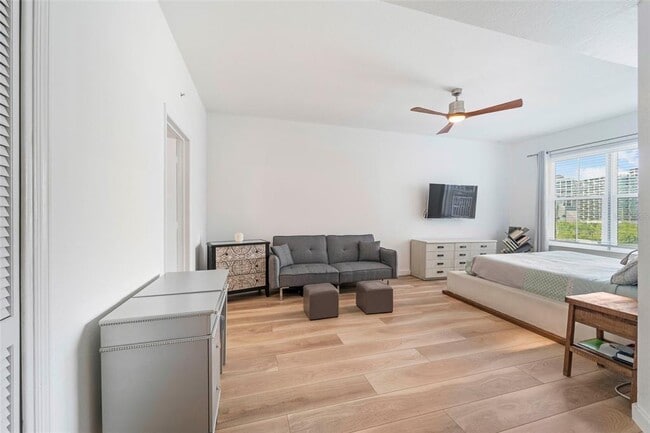 Building Photo - 700 S Harbour Island Blvd