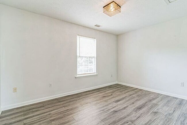 Building Photo - 5309 Sea Raven Ct