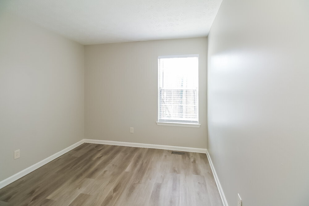 Building Photo - 3453 Columbia Pkwy