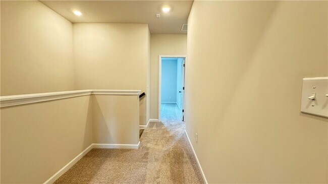 Building Photo - 53 Peeples Dr