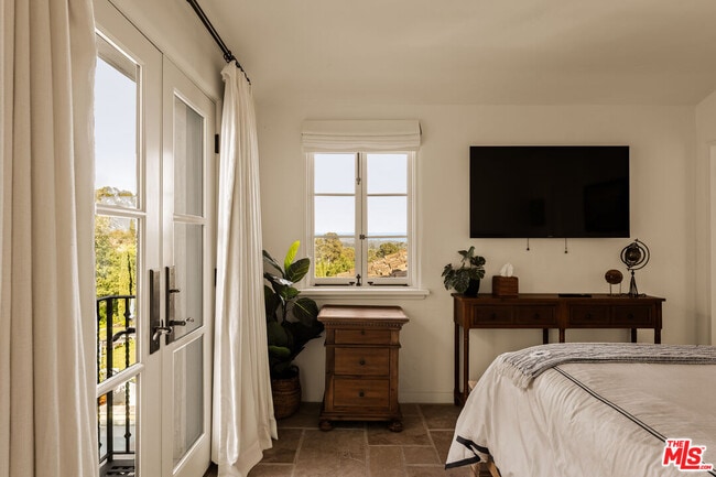 Building Photo - 848 Picacho Ln