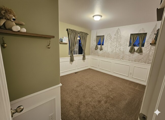 Building Photo - 10756 Deer Meadow Cir