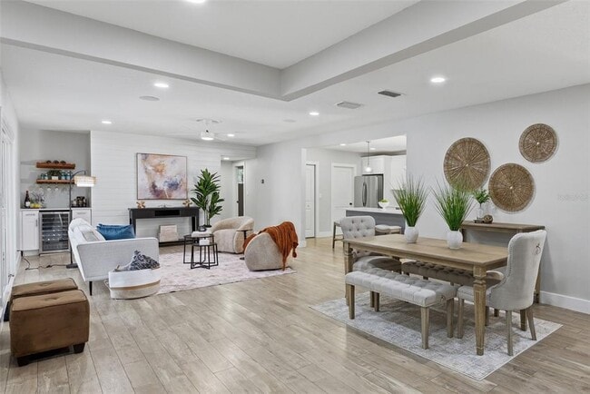 Building Photo - 1566 Woodfield Ct