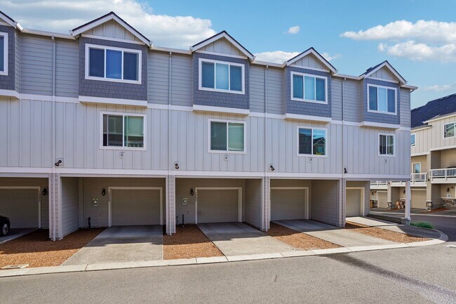 Building Photo - 15708 NW Blueblossom St