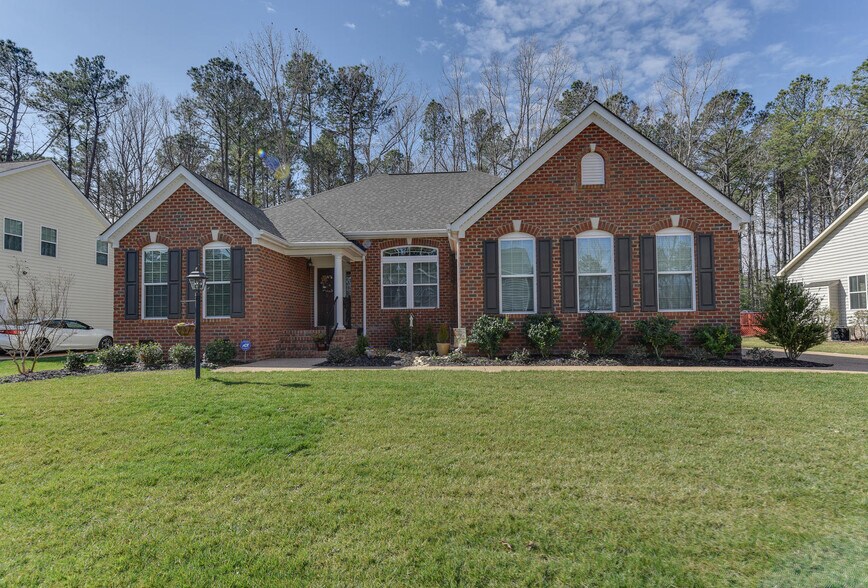 Building Photo - 13318 Beacon Hill Way