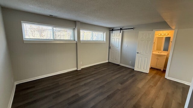 Building Photo - 9102 E 34th St