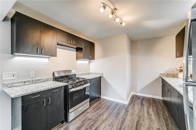 Building Photo - 4652 Old Cowan Rd