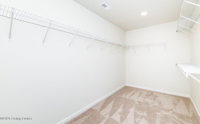 Building Photo - 16904 Aiken Rdg Cir