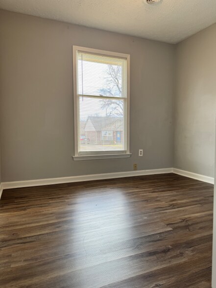 Building Photo - 481 Fox Harbour Dr