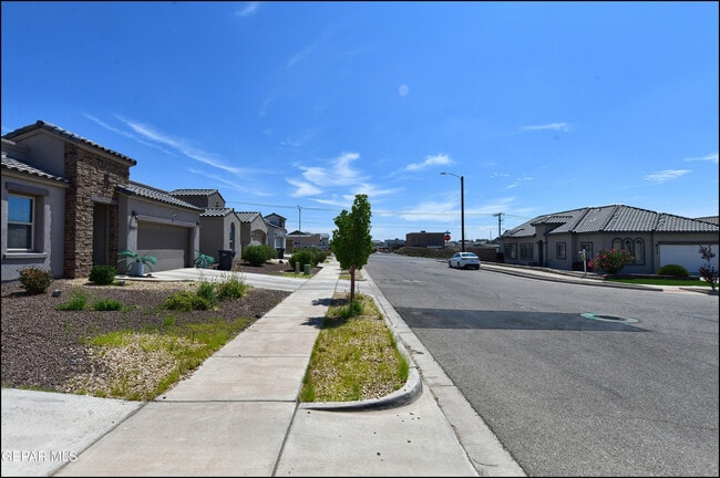 Building Photo - 12917 Nidd Ave