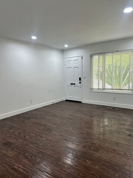 Building Photo - 3891 Mills Way