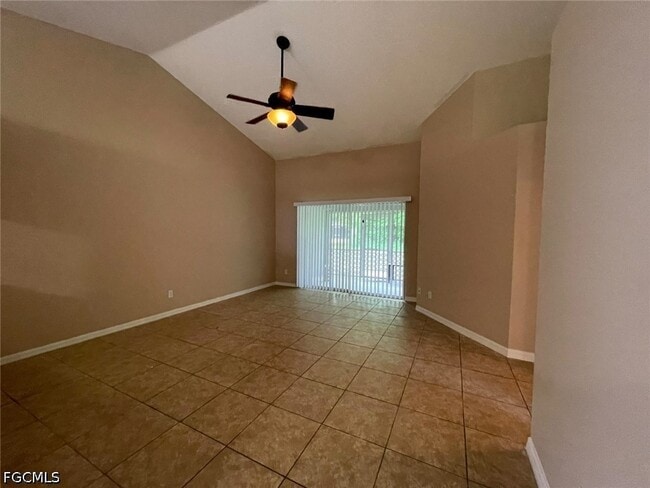 Building Photo - 906 Cape Coral Pkwy W