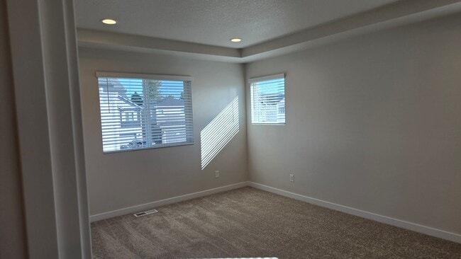 Building Photo - Amazing 3 bedroom Brand new home!!