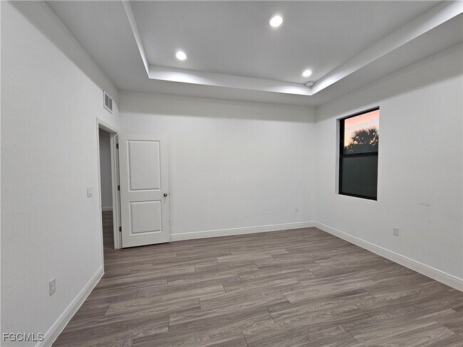 Building Photo - 5002 Gramercy Rd