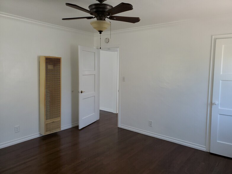 Master - 2409 Frey Ave
