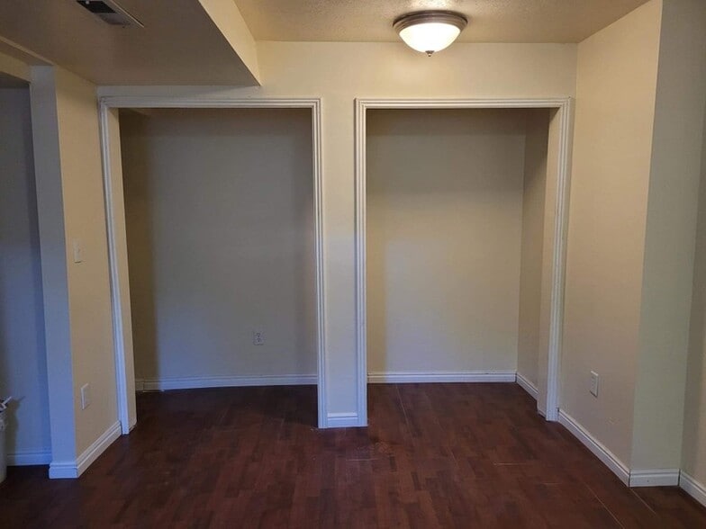 Building Photo - 6389 Elbow River Cir S