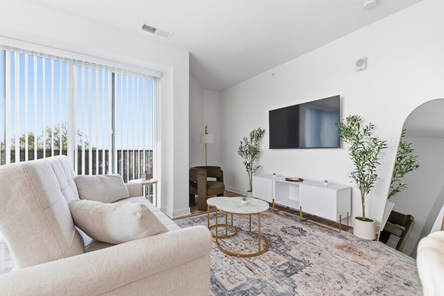 Building Photo - 1420 Prospect St