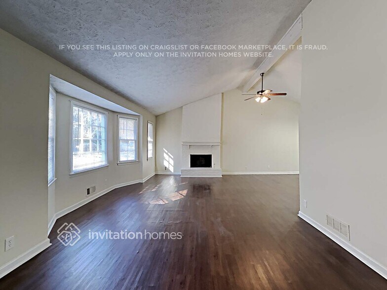 Building Photo - 1387 Williamsburg Ln