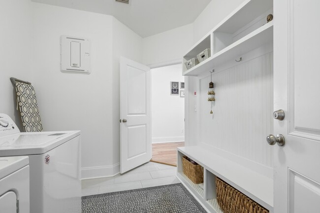 Building Photo - 3486 Coneflower Dr