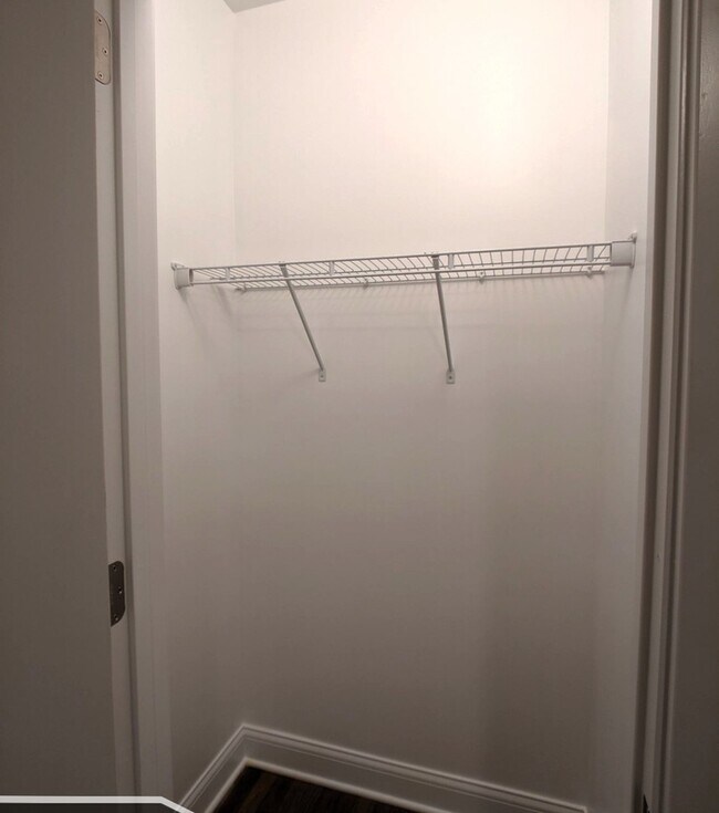 Building Photo - 2643 N Spaulding Ave