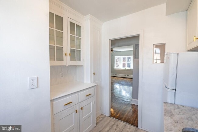 Building Photo - 749 Yorkway Pl
