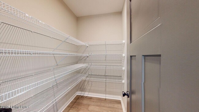 Building Photo - 212 Education Wy