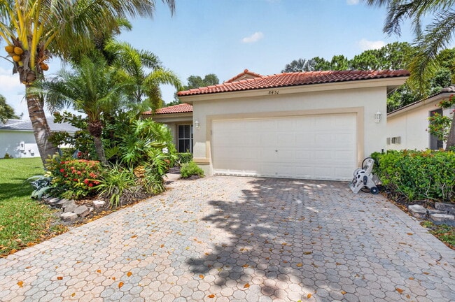 Building Photo - 8451 Siciliano St