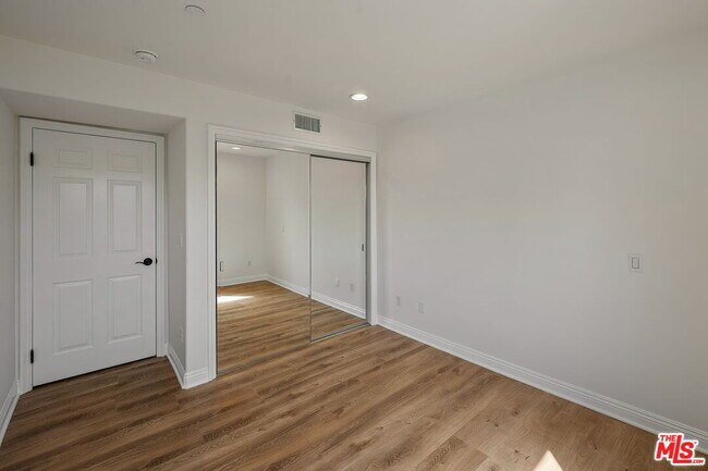 Building Photo - 1107 Princeton St