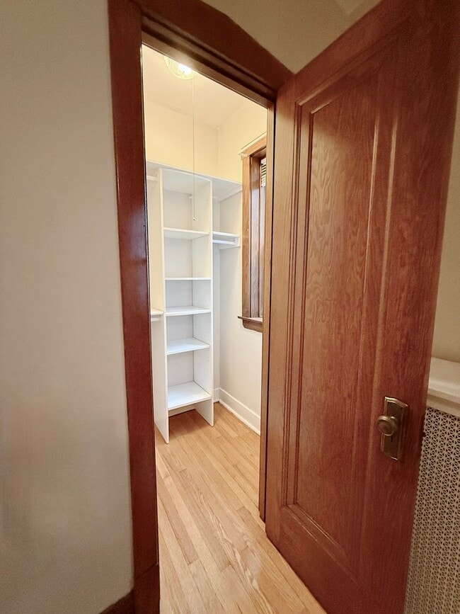 Building Photo - 5446 W Agatite Ave