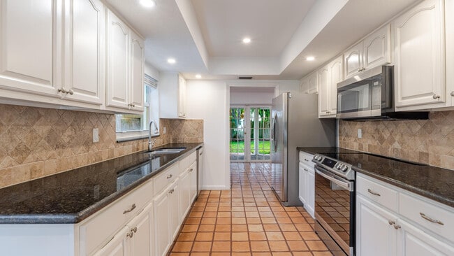 Building Photo - 3069 NW 27th Terrace