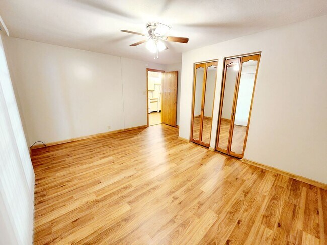 Building Photo - 2 Bedroom house near Mileground - Available 05/20/2026