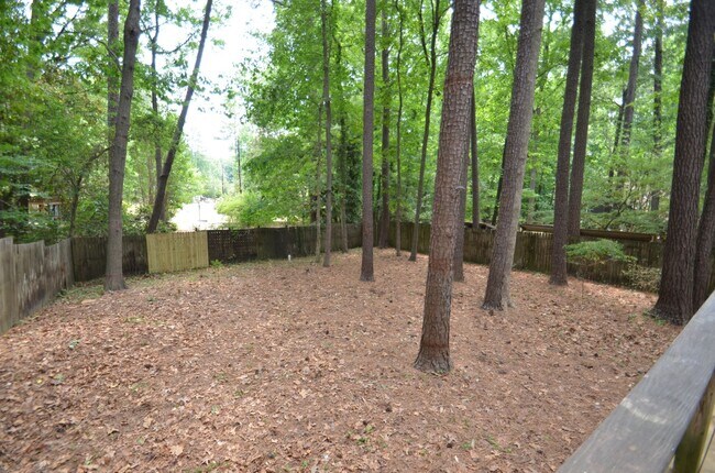 Building Photo - Charming 2 Bed / 2 Bath Home in Prime Chapel Hill Location